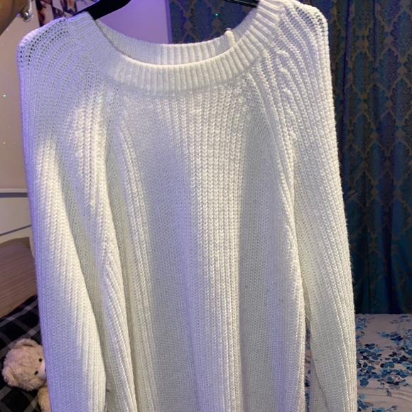 Causal Cable Knit Sweater - Picture 4 of 4